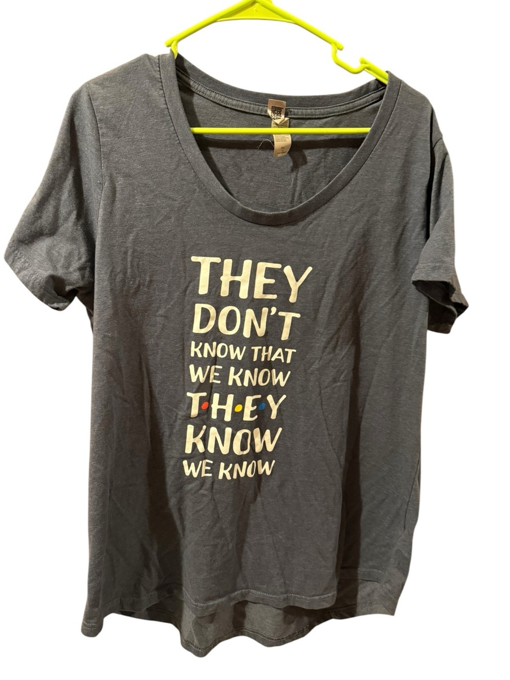 Women’s Gray Graphic Short-Sleeve Tee — “They Don’t Know” Print